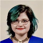 Profesora de inglés para estudiantes de educación primaria y secundaria obligatoria (ESO).
